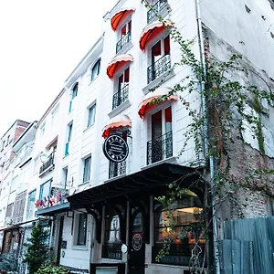 Pearl Hotel